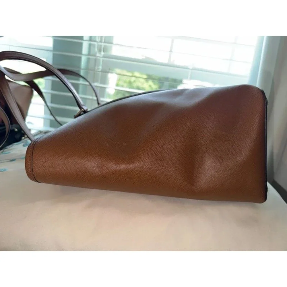 Michael Kors Jet Set Large Saffiano Leather Tote Bag - Luggage Tan